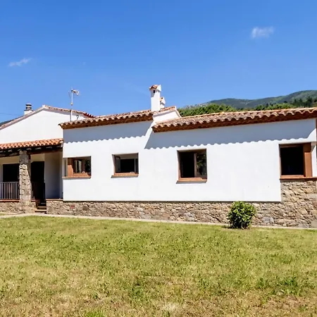 Cardina Casa Con Jardin Cerca De Francia