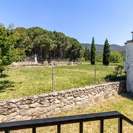 Cardina Casa Con Jardin Cerca De Francia *