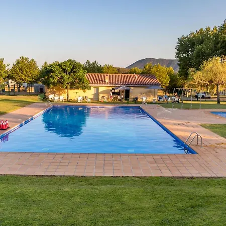 Chalet Cardina Casa Con Jardin Cerca De Francia